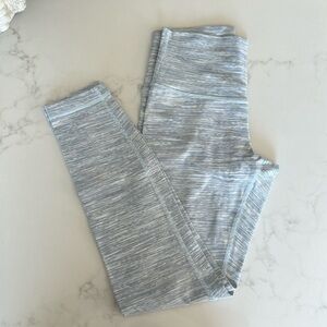 Lululemon Wunder Under size 6